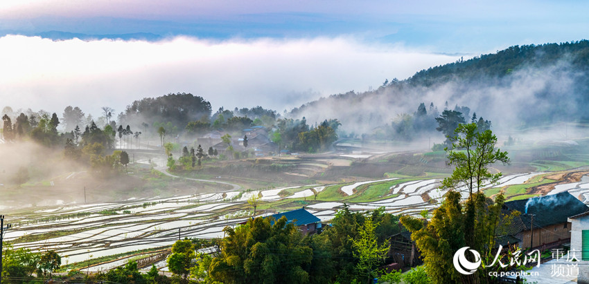 412ؑcϴ^(q)ʯϪ(zhn)}F@ɾz