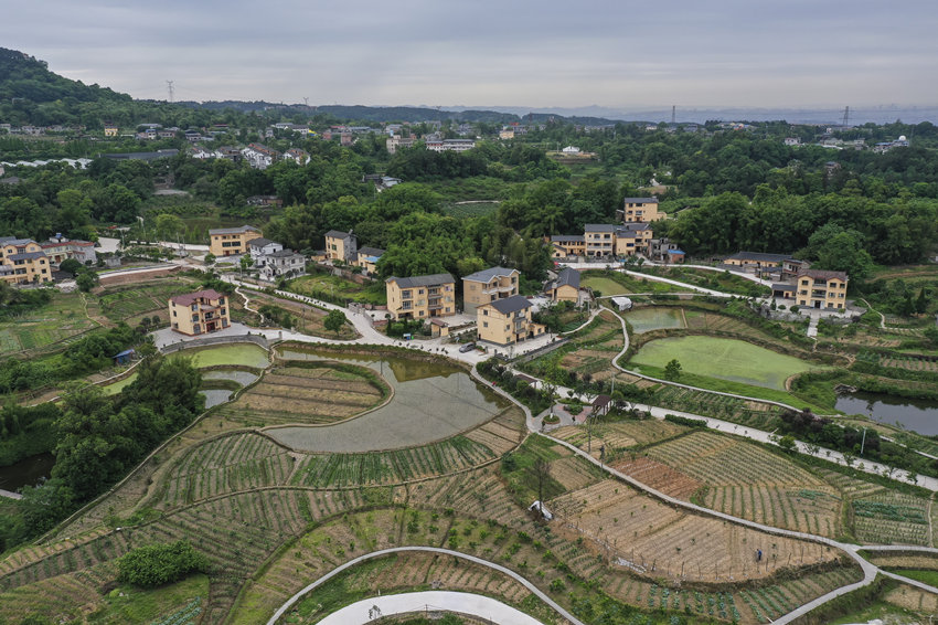 υ^(q)~(y)ɞr(nng)˾ӭh(hun)ʾc(din)υ^(q)l(xing)һwl(f)չĹD