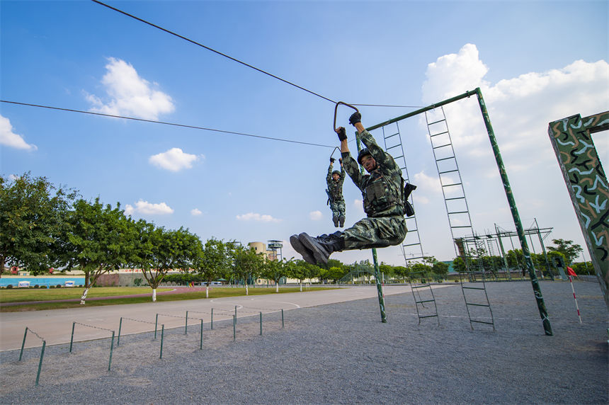 侯ؑc(du)C(j)(dng)֧(du)ɲ(du)ٱM(jn)ͨ^ϵKӖ(xn)־ z