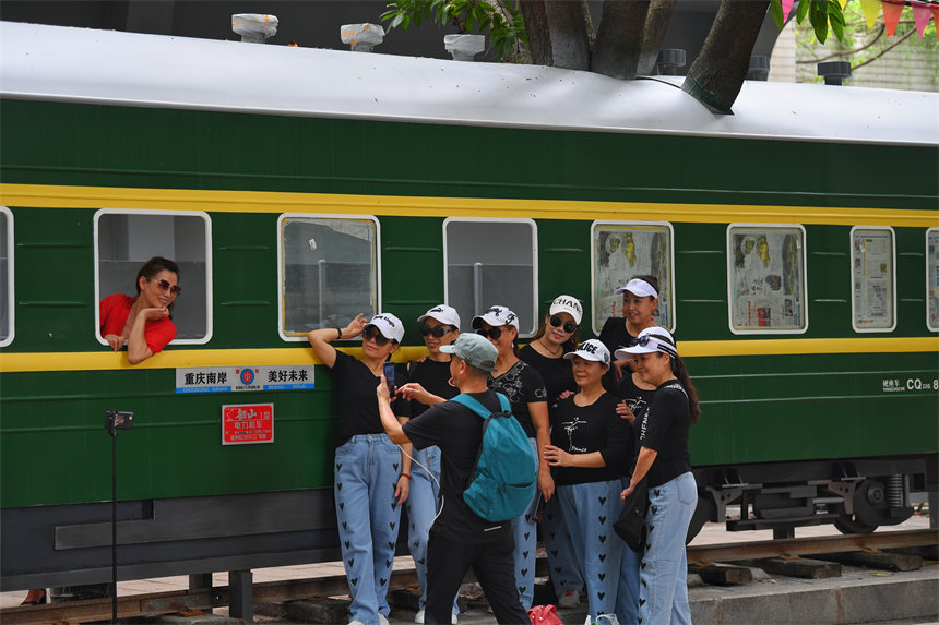 ԡGƤ܇鱳մoϽ˚cz