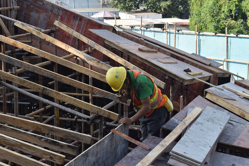 w(chng)(xing)ĿʩF(xin)(chng)̎һƬæµн˾ֹD