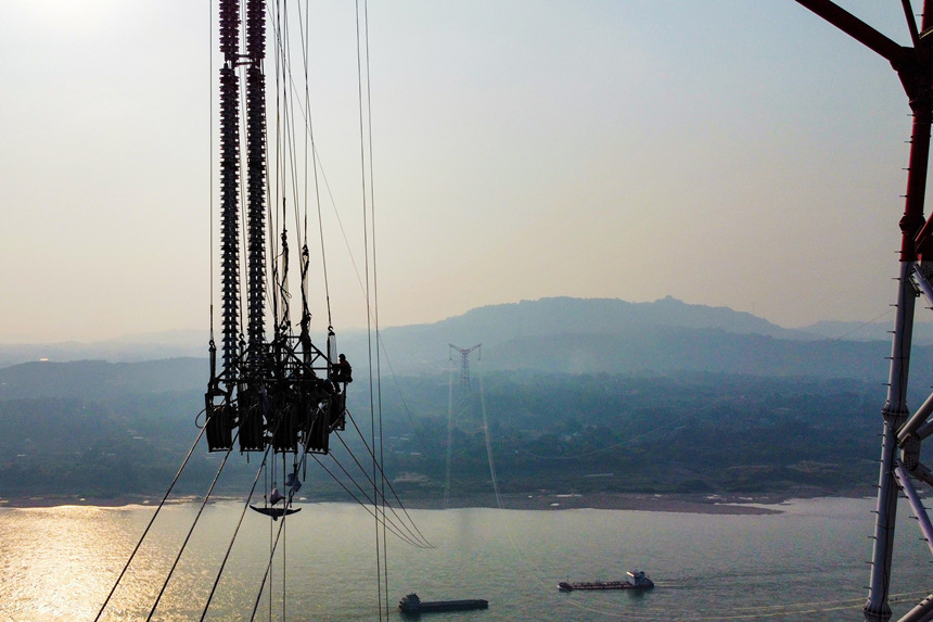 Q-K800ǧظ߉ֱݔ늾·ؑcL(zhng)Խh(yun)ƽz