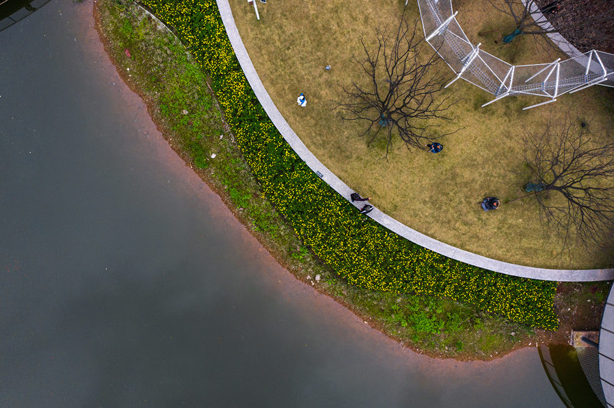 Ѕ^(q)zB(ti)^ӭչ_γz