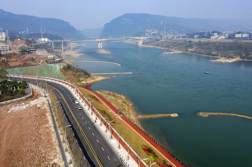 ՞I·ڣGɫĽc꽭ˮӳȤ͢z