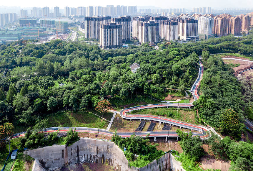 重鋼崖線山城步道有效串聯(lián)起崖線歷史人文資源和人文景觀。