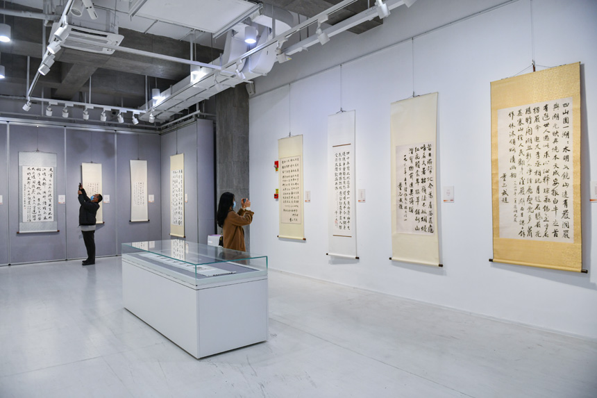 ʼҲ Ҳ⠡Eչg(sh)^_չuz