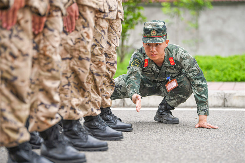 Ӗ(xn)L±M(jn)Ї(yn)Ӗ(xn)Zz