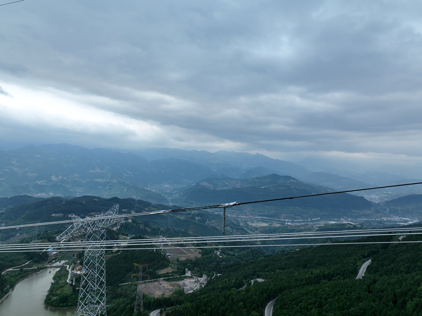 429800ǧ׽㾀(do)ڙCF(xin)ͬ늿ԽȔz