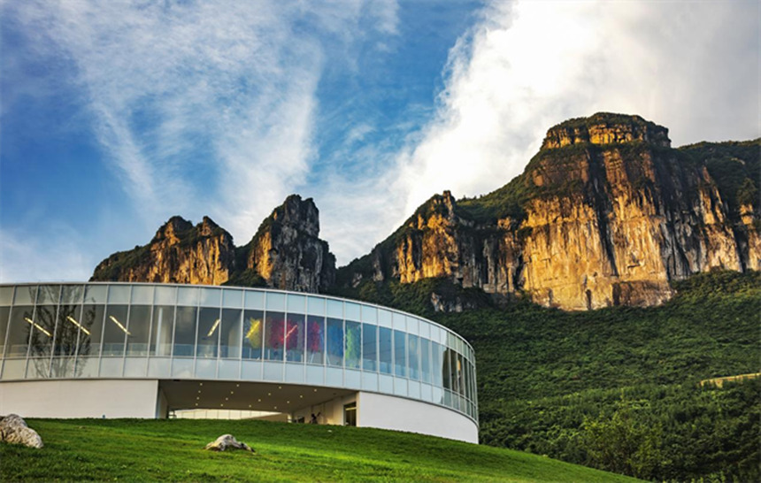 Љ·HUˇg(sh)ȼم^(q)¡^(q)D