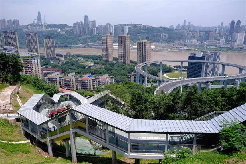 ͶúH߅ĳУҲ׌˿ԽxK҉ĵطz