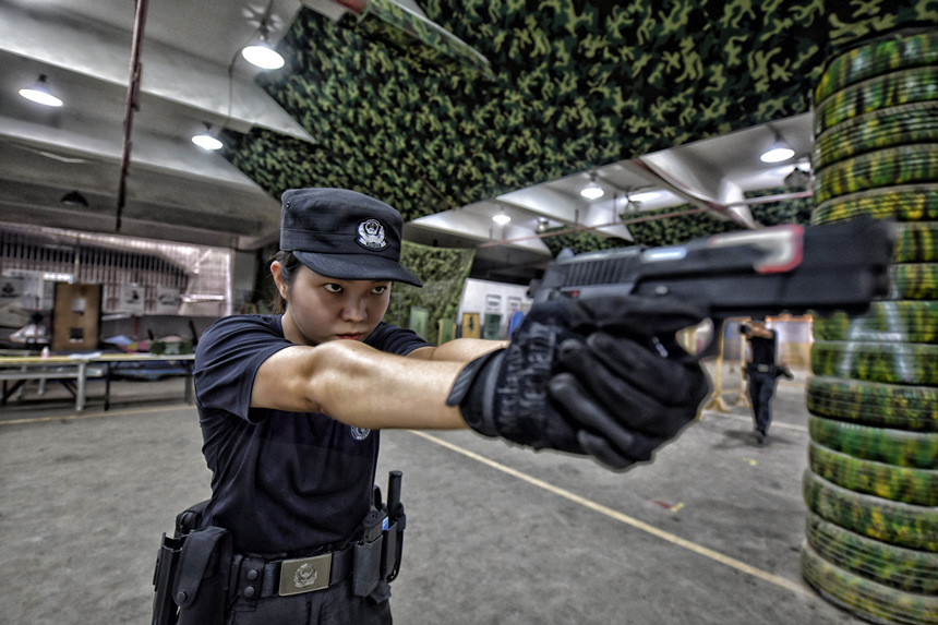 重慶特警綜合實(shí)戰(zhàn)演練現(xiàn)場(chǎng)。重慶市公安局供圖