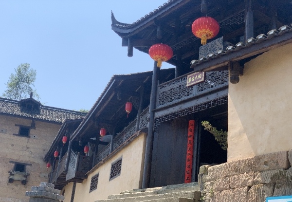 修繕后的覃家大院。石龍鎮(zhèn)供圖