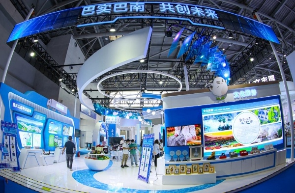 展會(huì)現(xiàn)場。方霞攝