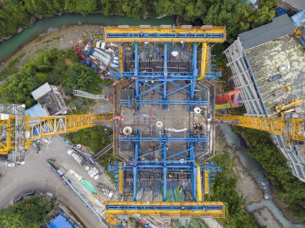 施工現(xiàn)場(chǎng)。