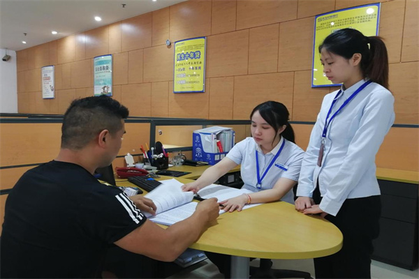 助企紓困。潼南區(qū)委宣傳部供圖