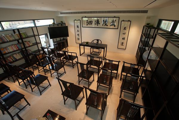 為村明德書院為村明德書院。