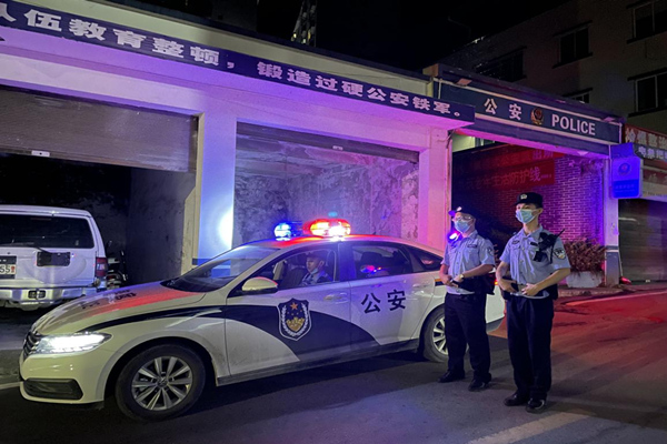 桐梓派出所扎實開展夏季治安打擊整治“百日行動”。武隆區(qū)公安局桐梓派出所供圖