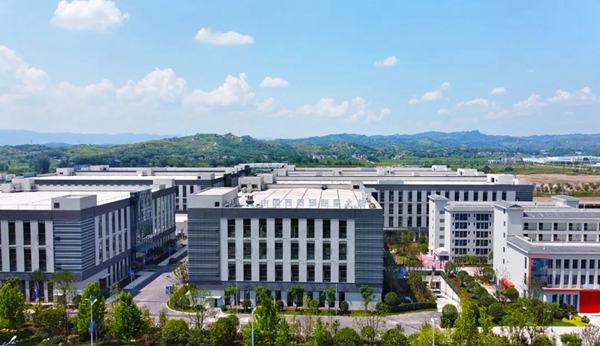 航拍中國西部預(yù)制菜之都展覽館。梁平區(qū)委宣傳部供圖