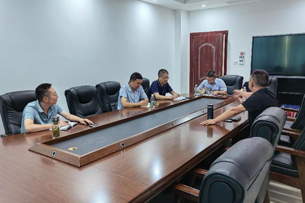 會(huì)議現(xiàn)場(chǎng)。石柱縣衛(wèi)生健康綜合行政執(zhí)法支隊(duì)供圖