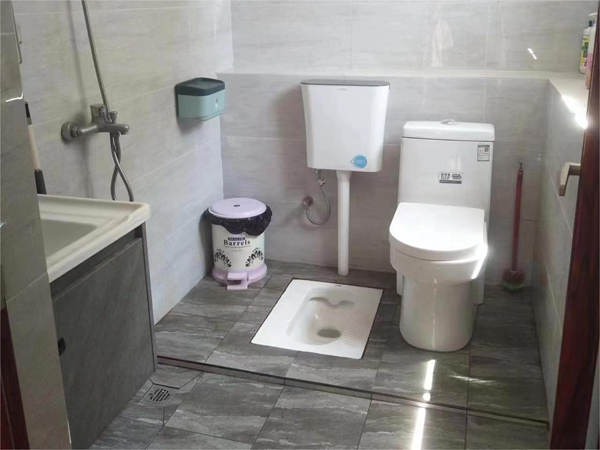 村民家整改后的廁所。巴南區(qū)城鄉(xiāng)一體發(fā)展中心供圖