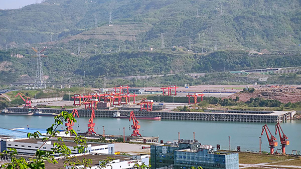 農(nóng)發(fā)行重慶市分行資金支持的涪陵龍頭港鐵路專用線項目。農(nóng)發(fā)行重慶市分行供圖