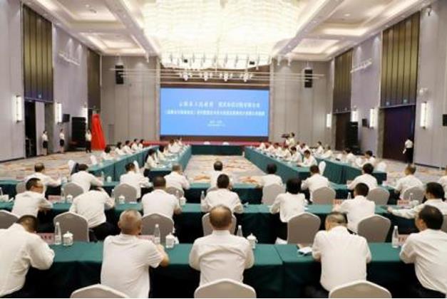 簽約現(xiàn)場。重慶市設(shè)計院有限公司供圖