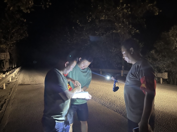 魏良斌兒子魏?jiǎn)⒊策?。姜家?zhèn)政府供圖