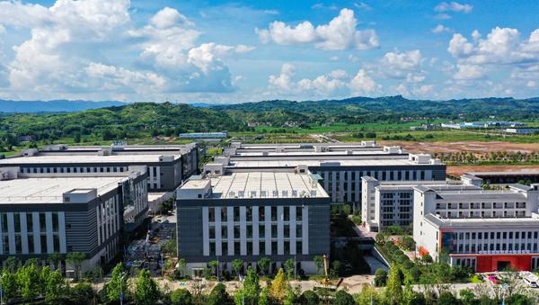 位于梁平高新區(qū)的中國(guó)西部預(yù)制菜產(chǎn)業(yè)園。熊偉 攝