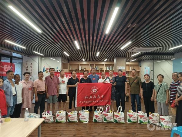 井口街道成立退役軍人志愿者服務(wù)隊。沙坪壩區(qū)退役軍人事務(wù)局供圖