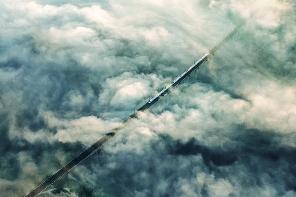 參展作品《穿云破霧》。長壽區(qū)文化旅委供圖 