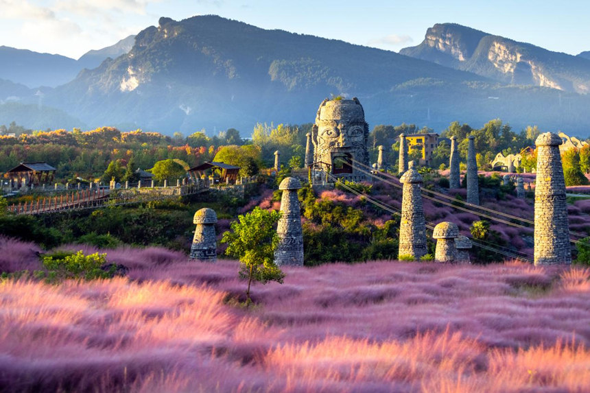 疊石花谷。酉陽旅投供圖