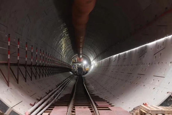 繡湖路站至寶圣湖站盾構(gòu)區(qū)間隧道。交通開投鐵路集團供圖