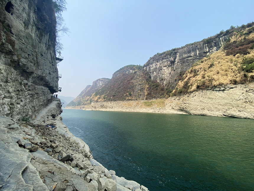 陡峭的烏江棧道。黃河攝