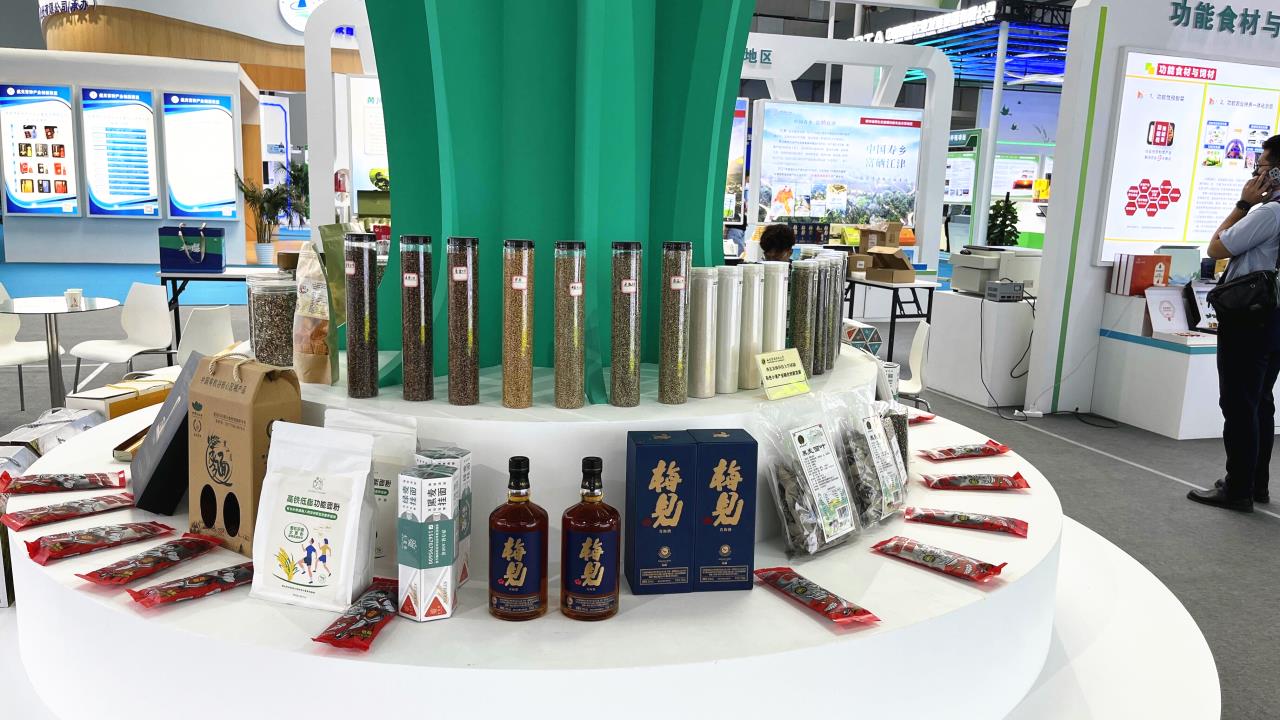 江津富硒產(chǎn)品首次亮相農(nóng)高會(huì)。江津區(qū)委宣傳部供圖