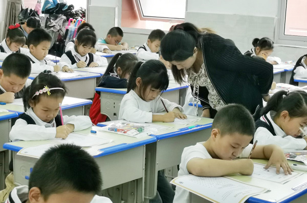 培養(yǎng)學(xué)生專注力。大足區(qū)高新區(qū)小學(xué)供圖