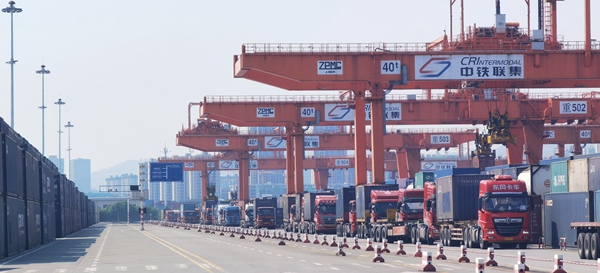 重慶市沙坪壩區(qū)團結村車站作業(yè)現(xiàn)場。渝新歐公司供圖