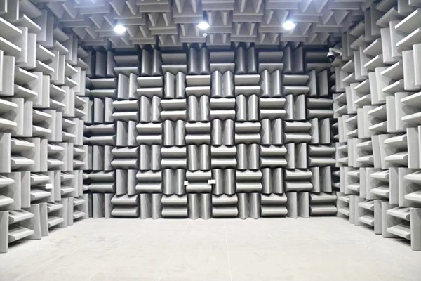 重慶醫(yī)療器械質(zhì)量檢驗(yàn)中心半消音室。重慶醫(yī)療器械質(zhì)量檢驗(yàn)中心供圖