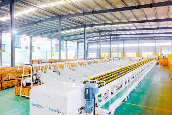 檸檬產(chǎn)品生產(chǎn)車間。潼南區(qū)委宣傳部供圖