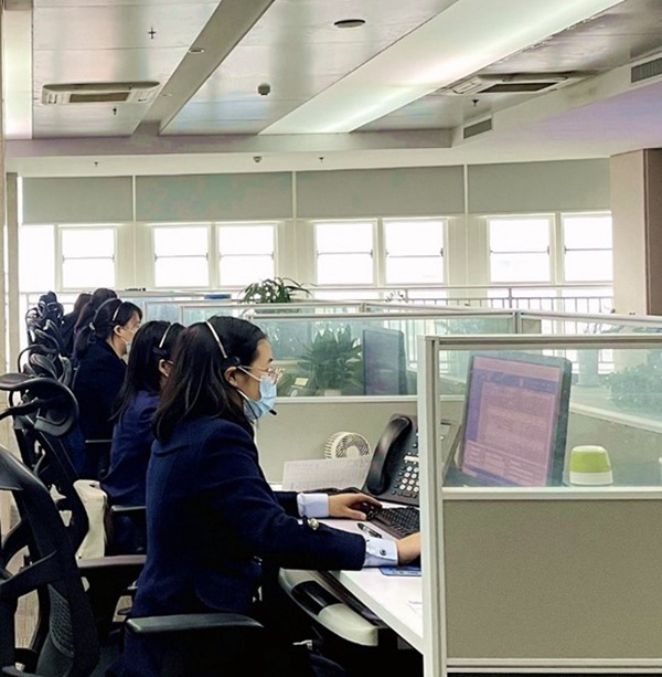 重慶燃?xì)饧瘓F(tuán)熱線服務(wù)中心服務(wù)“不斷檔”。楊競(jìng)攝