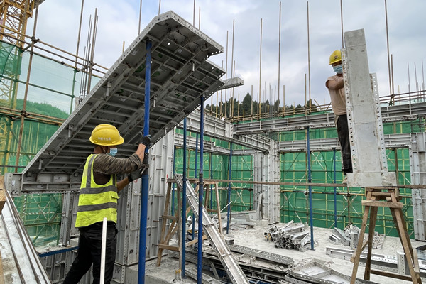 重慶電力高專潼南校區(qū)一期項目建設(shè)現(xiàn)場。潼南區(qū)委宣傳部供圖