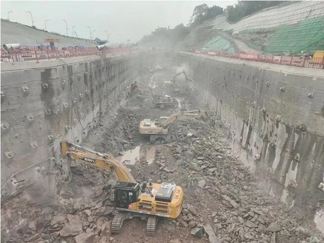 軌道交通24號(hào)線一期建設(shè)現(xiàn)場(chǎng)。重慶交通開投集團(tuán)供圖