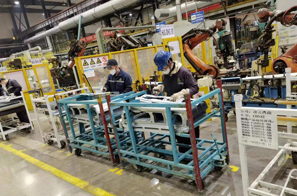 西南凌云車間有序恢復(fù)生產(chǎn)。企業(yè)供圖