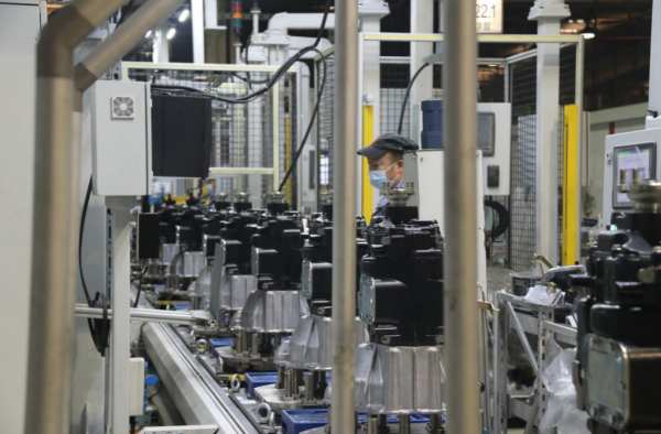 生產(chǎn)現(xiàn)場(chǎng)。慶鈴集團(tuán)供圖