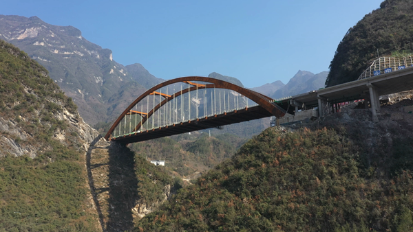 城開高速蓼子特大橋。重慶高速集團(tuán)供圖