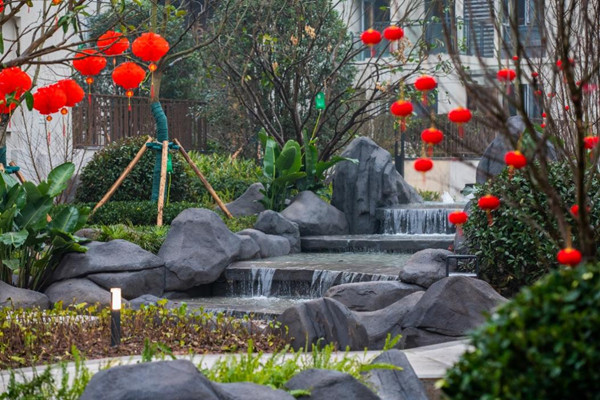 愛情·天空之城交付現(xiàn)場圖。愛情地產(chǎn)供圖