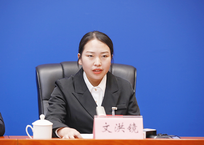 文洪鏡代表。石濤攝