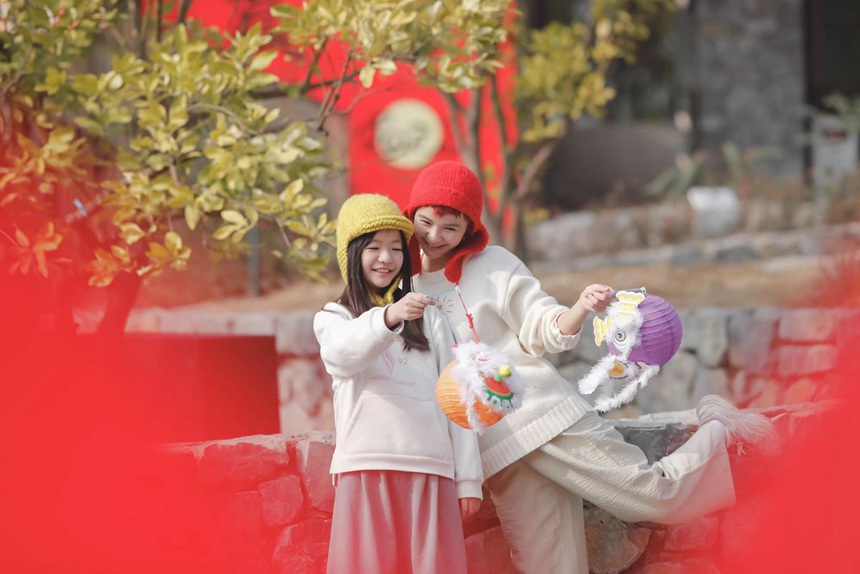 大觀新春活動現(xiàn)場?；顒臃焦﹫D