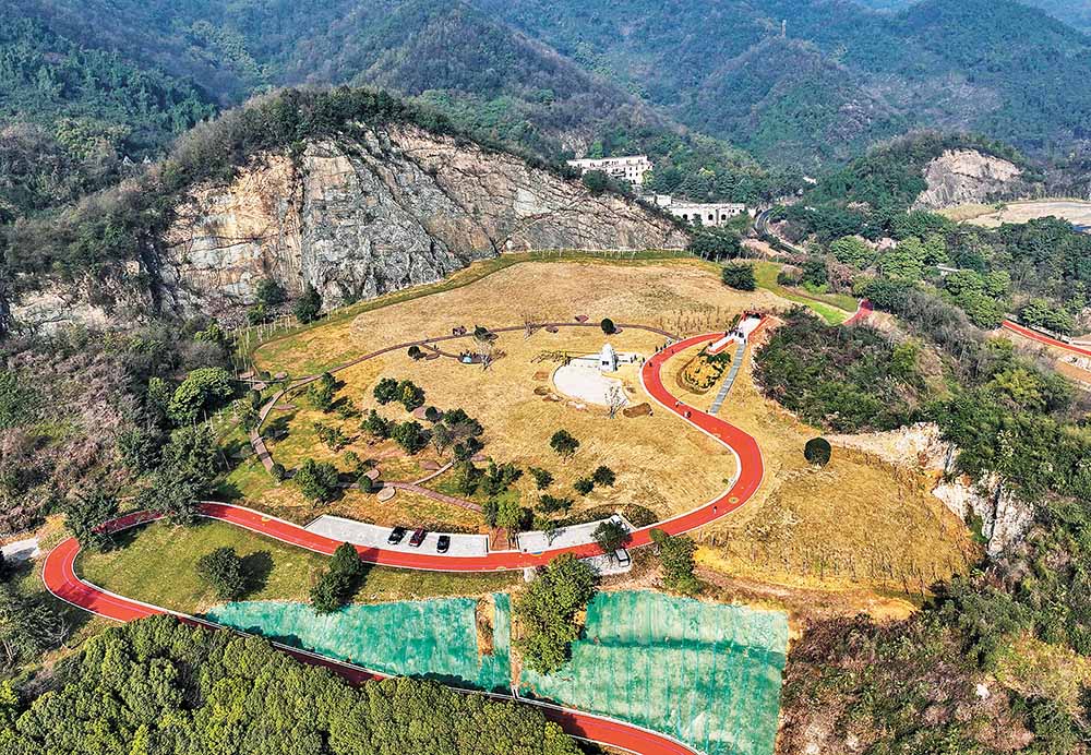 一月二十九日，中梁云峰集中連片廢棄礦山治理提升項目現場，53號礦山已被打造成“露營基地”。記者 張錦輝 攝/視覺重慶