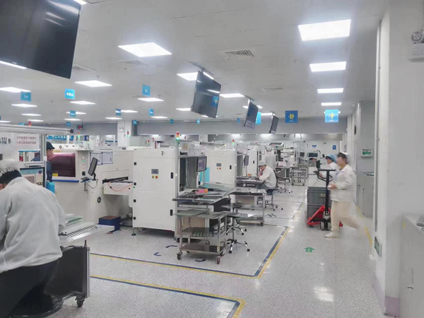 峻凌電子生產(chǎn)車間忙碌的景象。企業(yè)供圖