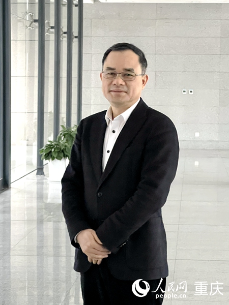 全國人大代表，長安汽車黨委書記、董事長朱華榮。人民網(wǎng) 胡虹攝